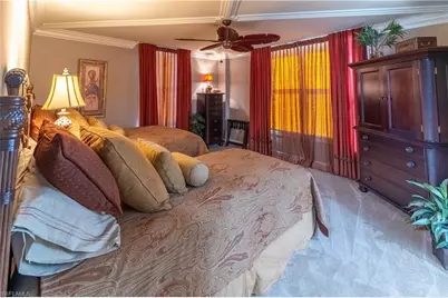 10701 Gulf Shore Dr #1002, Naples, FL 34108 - Photo 17