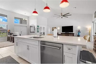 2502 SW 17th Ave, Cape Coral, FL 33914 - Photo 21