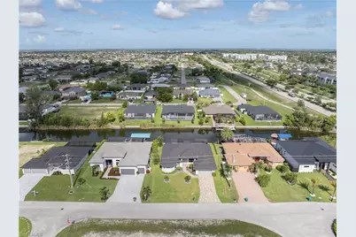 2502 SW 17th Ave, Cape Coral, FL 33914 - Photo 9