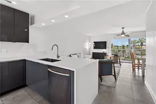 1666 Osprey Ave, Naples, FL 34102 - Photo 5