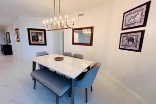 425 Cove Tower Dr, Naples, FL 34110 - Photo 7