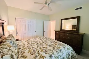 425 Cove Tower Dr, Naples, FL 34110 - Photo 13