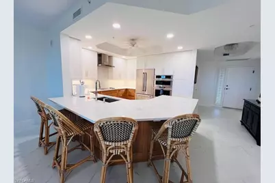 425 Cove Tower Dr #902, Naples, FL 34110 - Photo 5
