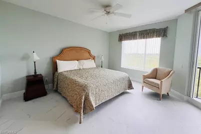 425 Cove Tower Dr #902, Naples, FL 34110 - Photo 19