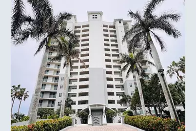 425 Cove Tower Dr #902, Naples, FL 34110 - Photo 1