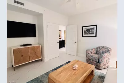 425 Cove Tower Dr #902, Naples, FL 34110 - Photo 9