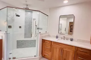 425 Cove Tower Dr, Naples, FL 34110 - Photo 23