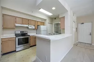 4635 St Croix Ln, Naples, FL 34109 - Photo 9