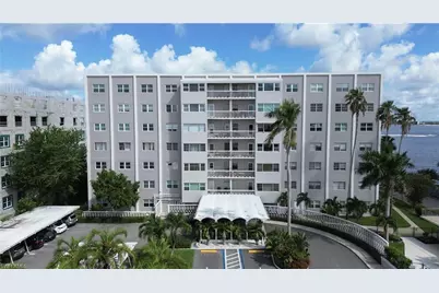 1900 Clifford St #301, Fort Myers, FL 33901 - Photo 3