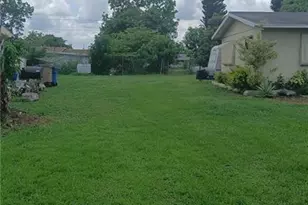 506 York Rd, Lehigh Acres, FL 33936 - Photo 5