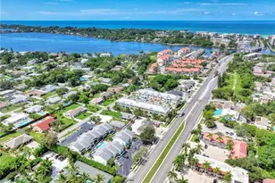 1752 Stickney Point Rd, Sarasota, FL 34231 - Photo 7