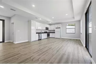 130 Viewpoint Dr, Lehigh Acres, FL 33972 - Photo 7