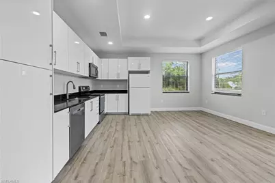 130 Viewpoint Dr, Lehigh Acres, FL 33972 - Photo 17