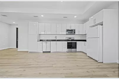 130 Viewpoint Dr, Lehigh Acres, FL 33972 - Photo 15