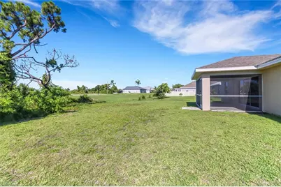 2204 NW 18th Ter, Cape Coral, FL 33993 - Photo 23