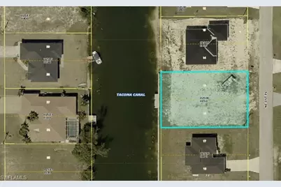 1818 NE 1st Pl, Cape Coral, FL 33909 - Photo 3