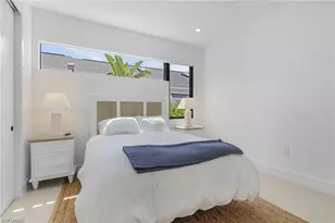 678 95th Ave N, Naples, FL 34108 - Photo 17