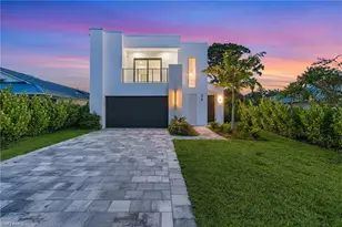 678 95th Ave N, Naples, FL 34108 - Photo 35