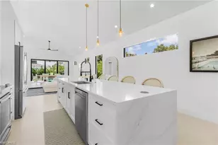 678 95th Ave N, Naples, FL 34108 - Photo 11