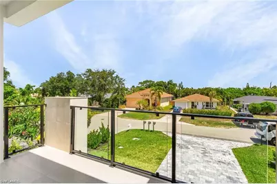 678 95th Ave N, Naples, FL 34108 - Photo 29