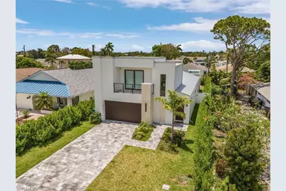 678 95th Ave N, Naples, FL 34108 - Photo 31