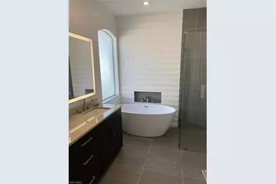 5717 Lago Villaggio Way, Naples, FL 34104 - Photo 11