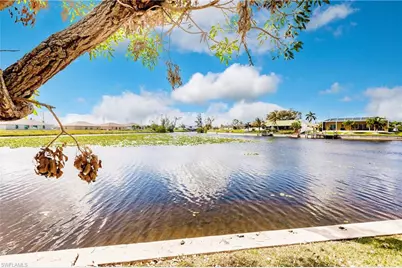 3042 SW 10th Pl, Cape Coral, FL 33914 - Photo 37