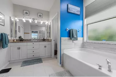 12455 Muddy Creek Ln, Fort Myers, FL 33913 - Photo 5