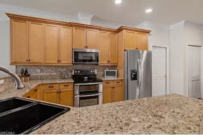 12455 Muddy Creek Ln, Fort Myers, FL 33913 - Photo 11