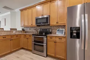 12455 Muddy Creek Ln, Fort Myers, FL 33913 - Photo 9