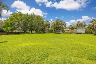 116 Sharwood Dr, Naples, FL 34110 - Photo 37