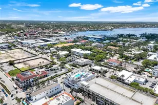 875 6th Ave S, Naples, FL 34102 - Photo 35