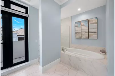 875 6th Ave S #303, Naples, FL 34102 - Photo 23