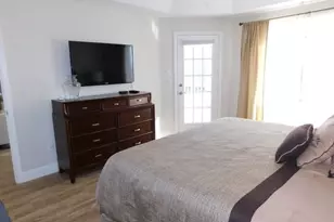 7655 Pebble Creek Cir, Naples, FL 34108 - Photo 7