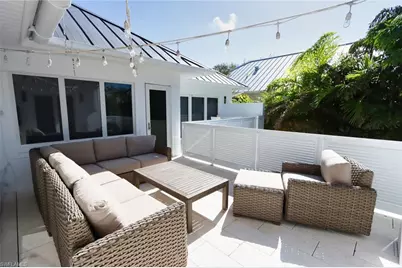675 2nd St S, Naples, FL 34102 - Photo 25