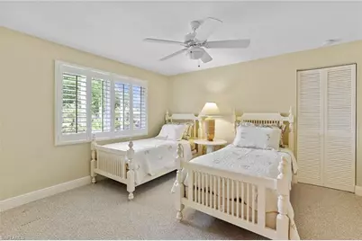 675 Harbour Dr, Naples, FL 34103 - Photo 23