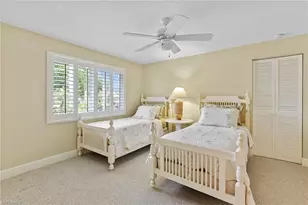 675 Harbour Dr, Naples, FL 34103 - Photo 23