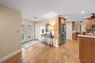 675 Harbour Dr, Naples, FL 34103 - Photo 5