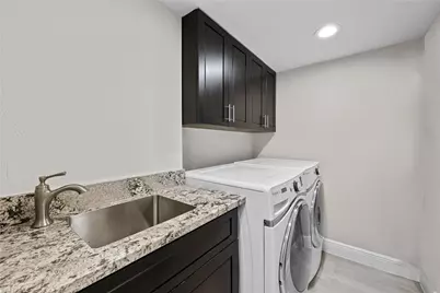 9653 Gulf Shore Dr #203, Naples, FL 34108 - Photo 17