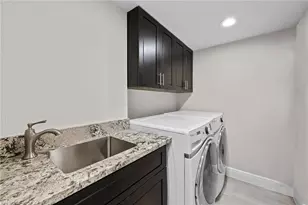 9653 Gulf Shore Dr, Naples, FL 34108 - Photo 17