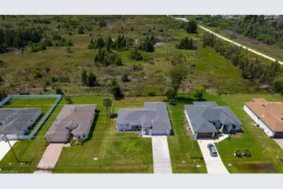 2254 SW 4th St, Cape Coral, FL 33991 - Photo 33