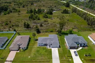 2254 SW 4th St, Cape Coral, FL 33991 - Photo 33