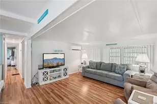 104 Willow Ln, Naples, FL 34114 - Photo 5