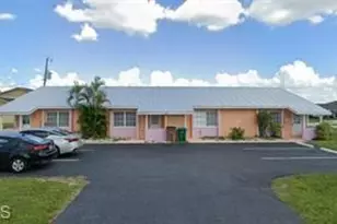 303 SW 3rd Pl, Cape Coral, FL 33991 - Photo 11