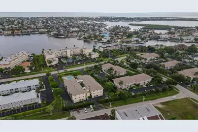 835 W Elkcam Cir #103, Marco Island, FL 34145 - Photo 5