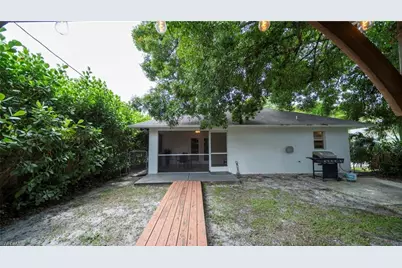 691 102nd Ave N, Naples, FL 34108 - Photo 21