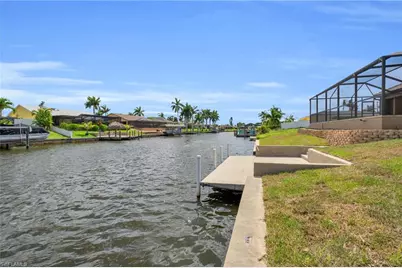 915 SE 33rd Ter, Cape Coral, FL 33904 - Photo 37
