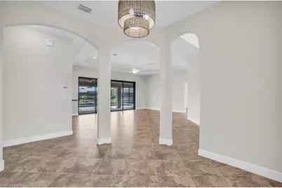 915 SE 33rd Ter, Cape Coral, FL 33904 - Photo 15