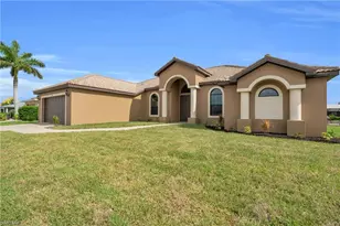 915 SE 33rd Terrace, Cape Coral, FL 33904 - Photo 1