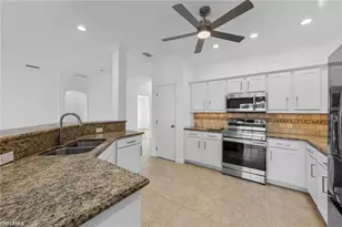 831 SW 5th Terrace, Cape Coral, FL 33991 - Photo 5